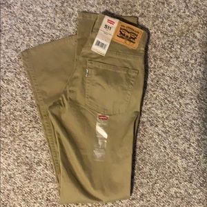 Boys Levi’s 511 pants Size 14 reg or 27x27 NWT